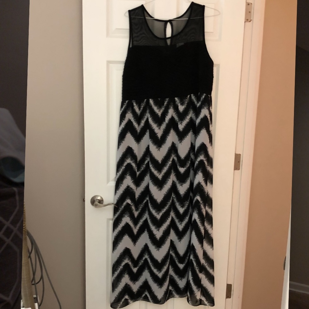 Black chevron maxi dress